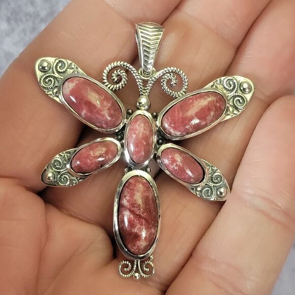 Norwegian Thulite Dragonfly Pendant - Picture 5 of 9